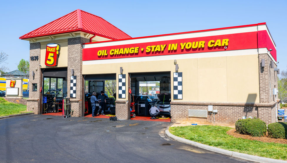 The Fastest Oil Change Locations Near Me: Quick Service, Quality Care