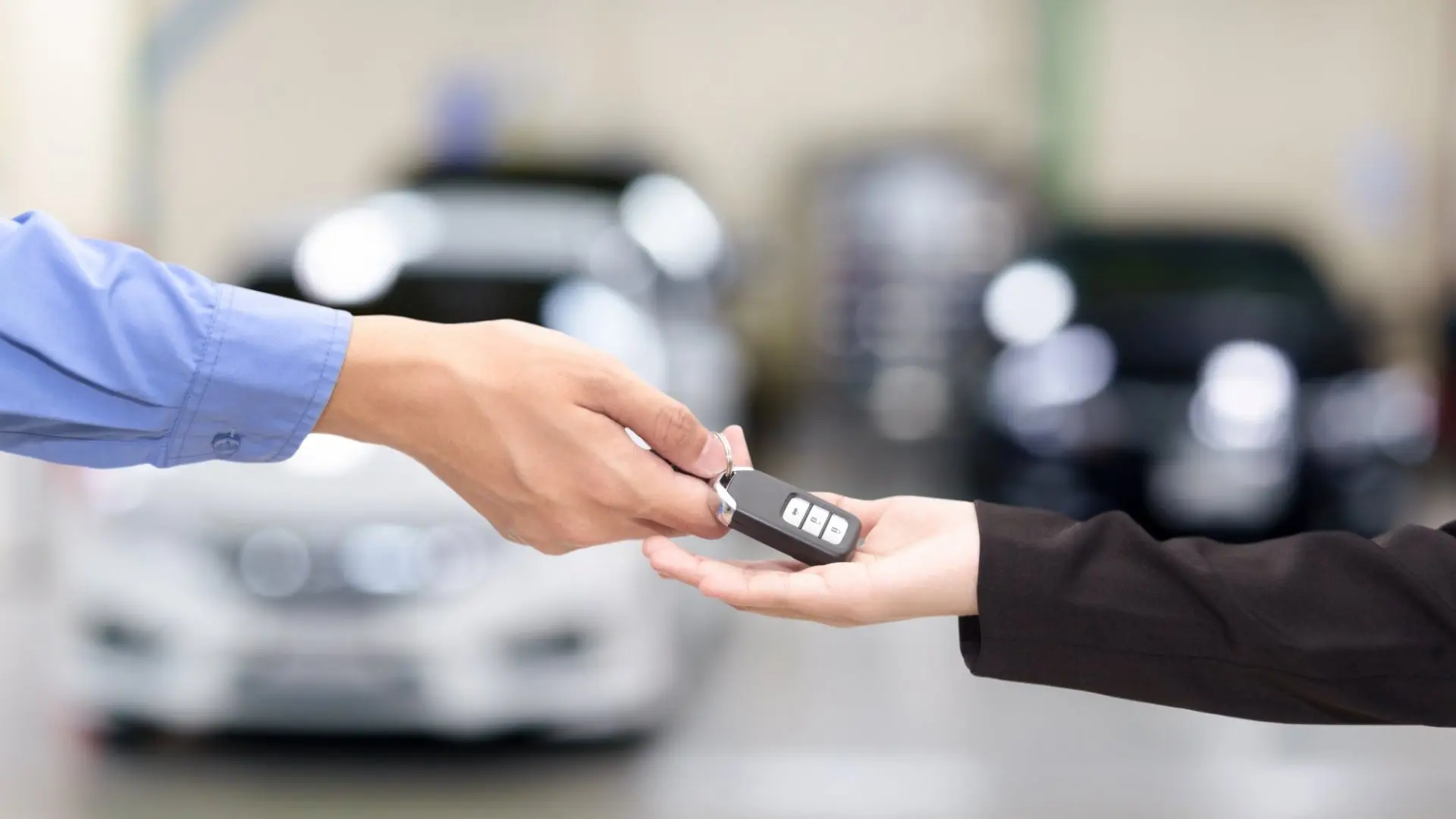 What You Need to Know Before Renting a Car: Insurance, Fees & More