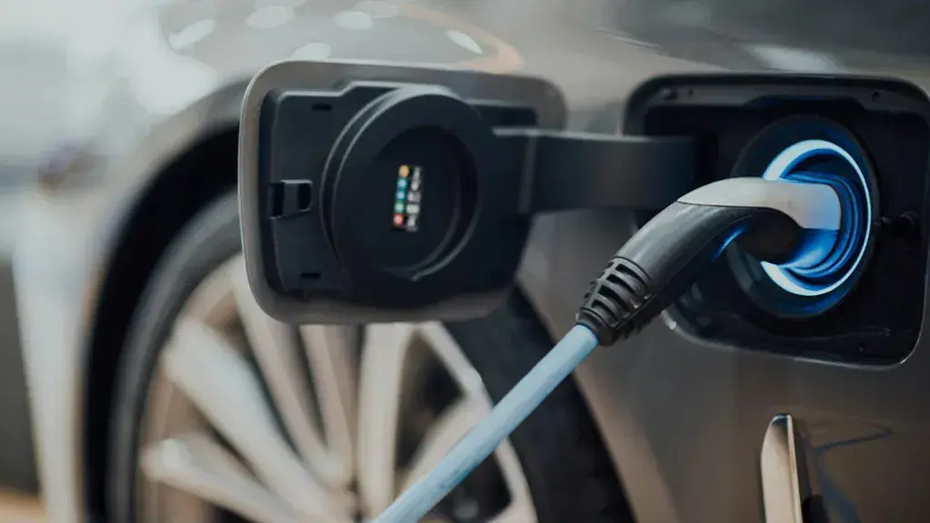 Incentivos Fiscais: Como Funcionam os Subsídios para Carros Elétricos